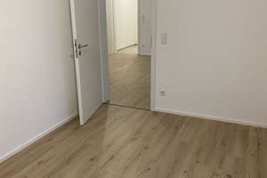 *neuwertig* *Garten* Freundliche 2,5-Zi. -Wohnung in guter Lage in Ingolstadt Nähe Donau  – Kurt-Huber-Straße 42, 85055 Nordost, Ingolstadt – Vorschaubild 7
