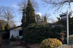 RESERVIERT Charmanter Bungalow mit Geschichte in ruhiger Lage - Erbaugrundstück mit Option zum Kauf