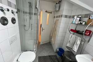 PROVISIONSFREI - Freundliche 3-Zimmer-Dachgeschosswohnung am Auepark in Kassel – Milchlingstraße 3, 34121 Süd, Kassel – Vorschaubild 2