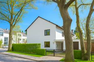 Zwei-Familienhaus in Bester Lage – Die vollständige Adresse der Immobilie erhältst du vom Anbieter., 64285 Bessungen, Darmstadt – Vorschaubild 2