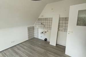 Charmante 2,5 Zimmer Dachgeschosswohnung in Gelsenkirchen-Buer – Mühlenstr. 118, 45896 Hassel, Gelsenkirchen – Vorschaubild 6