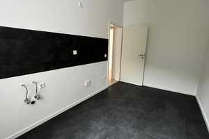 3 Zimmer Wohnung mit neuer Einbauküche nach Renovierung zu vermieten – Magdeburg – Vorschaubild 5