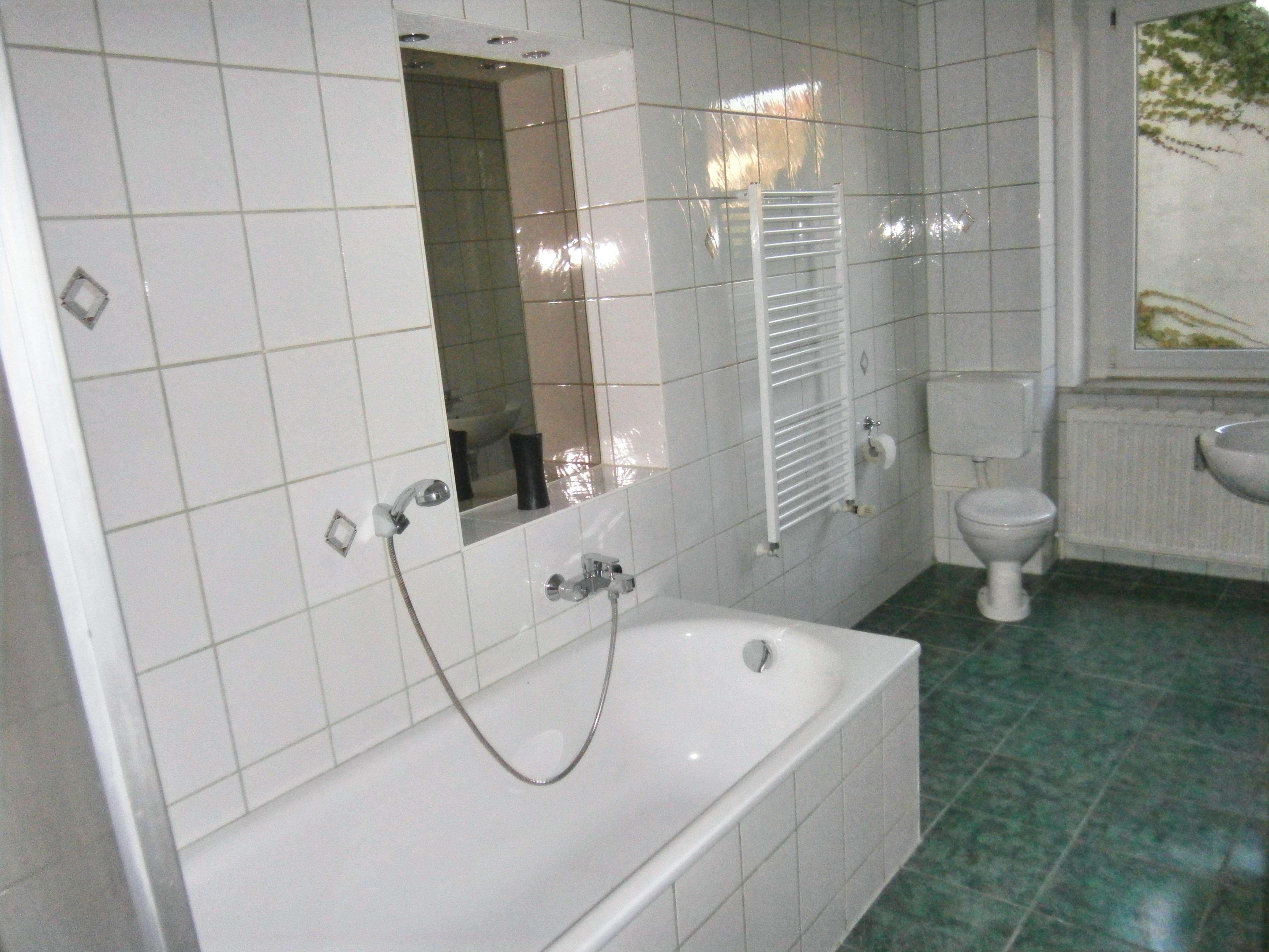 Immobilie in Penig - Vollvermietet! Wohn- und Geschäftshaus in zentraler Lage von Penig!
Attraktives Anlageobjekt! - Bild 0