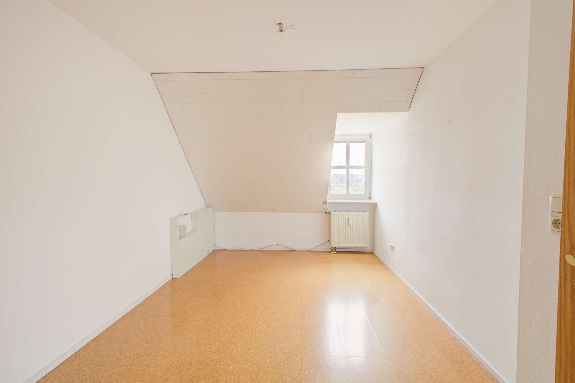 Immobilie in Sulzemoos - Großzügige Maisonettewohnung mit 111 m², Balkon, Garage und großem Keller – bereits frei! - Bild 1