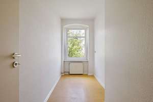 Leben in Kreuzberg: Stilvolle 2-Zimmer-Altbauwohnung mit großzügigem Grundriss – Wrangelstraße 90, 10997 Kreuzberg, Berlin – Vorschaubild 4