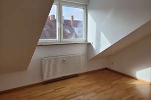 Helle 2-Zimmer Dachgeschosswohnung mit Loggia in Nürnberg-Südstadt – Steinheilstraße 9, 90459 Gugelstraße, Nürnberg – Vorschaubild 5