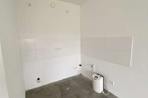 Gut geschnittene 2-Zimmer-Wohnung mit Balkon // 4. OG mitte – Eisenacher Str. 27, 38444 Westhagen, Wolfsburg – Vorschaubild 3
