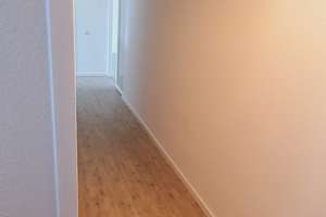 Große sanierte 3 Zimmer Wohnung in Köln Weiden in der obersten Etage mit Einbauküche – Lübecker Str. 13, 50858 Weiden, Köln – Vorschaubild 16
