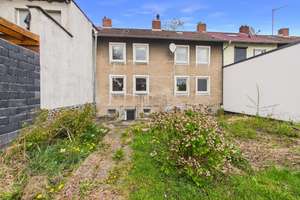 Gestalten statt suchen: Reihenmittelhaus mit viel Potenzial in Castrop-Rauxel – Die vollständige Adresse der Immobilie erhältst du vom Anbieter., 44581 Castrop-Rauxel – Vorschaubild 2