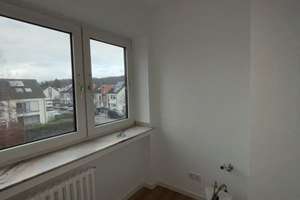 Frisch renovierte 3‑Zimmer‑Wohnung mit Balkon in ruhiger Lage – 75 m² in Düsseldorf – In den Kötten 15a, 40627 Vennhausen, Düsseldorf – Vorschaubild 12