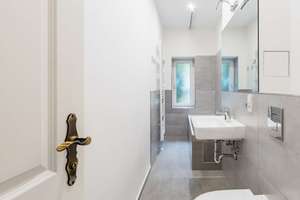 Renovierte 3-Zimmer-Wohnung mit erhaltenem Altbaucharakter – Marienstraße 6, 12459 Oberschöneweide, Berlin – Vorschaubild 4