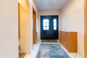 Großes, direkt beziehbares Reihenhaus mit 7 Zimmern, 3 Tageslichtbädern, Balkon, Terrasse & Garten – Die vollständige Adresse der Immobilie erhältst du vom Anbieter., 65462 Ginsheim-Gustavsburg – Vorschaubild 3