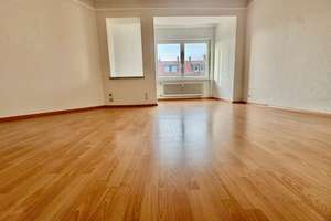 +++Charmante, lichtdurchflutete 2-Zimmer-Wohnung mit gepflegtem Gemeinschaftsgarten+++ – Gersdorfstraße 71, 12105 Mariendorf, Berlin – Vorschaubild 2
