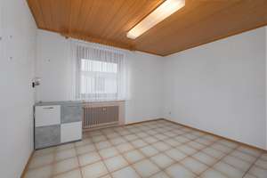 Zweifamilienwohnhaus! Gute Aufteilung! – Die vollständige Adresse der Immobilie erhältst du vom Anbieter., 75180 Büchenbronn, Pforzheim – Vorschaubild 9