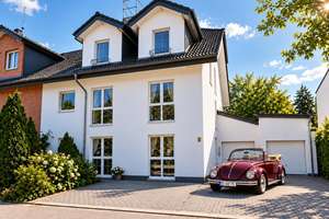 Vom Privat. Helle 4 Zimmer Wohnung, Düsseldorf Nord