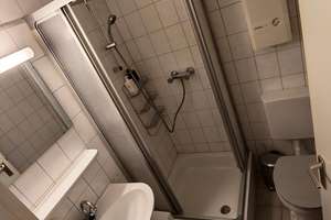 Schönes Reihenhaus in familienfreundlicher Lage – Die vollständige Adresse der Immobilie erhältst du vom Anbieter., 55126 Finthen, Mainz – Vorschaubild 15