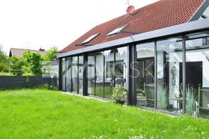 Moderne Familienoase in idyllischer Lage – Die vollständige Adresse der Immobilie erhältst du vom Anbieter., 86510 Ried – Vorschaubild 1