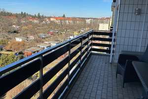 Kapitalanlage! Westseite - 2-Zimmer Wohnung mit Tiefgaragenstellplatz – Kurfürstenstr. 82, 12105 Mariendorf, Berlin – Vorschaubild 2