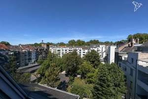 Helle 2-Zimmer Dachgeschoss Wohnung mit Entwicklungspotential in guter Lage von Düsseldorf! – 40223 Bilk, Düsseldorf – Vorschaubild 5