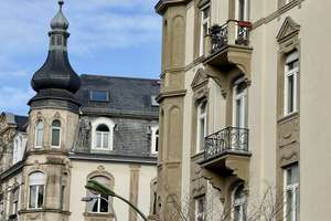 Exklusive 6-Zimmer-Altbauwohnung im Westend-Nord mit zwei Balkonen - bezugsfrei – 60322 Westend-Nord, Frankfurt am Main – Vorschaubild 4