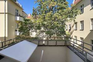 Voll möblierte 2-Zimmer-Altbauwohnung mit Balkon in attraktiver Lage – Die vollständige Adresse der Immobilie erhältst du vom Anbieter., 10585 Mitte (Ortsteil), Berlin – Vorschaubild 9