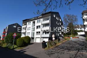 Modernisierte 2-Zimmer Wohnung mit großem Balkon an der Fichtenhöhe