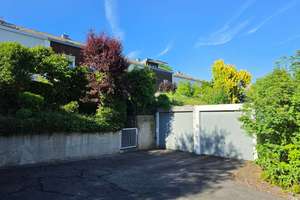 Ihr neues Familiendomizil - Reihenmittelhaus mit viel Wohnfläche, Fernblick, Garten & Garage – Die vollständige Adresse der Immobilie erhältst du vom Anbieter., 96450 Mitte, Coburg – Vorschaubild 11