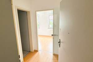 Zwei-Zimmer-Wohnung mit viel Tageslicht im 3. Stock – Halberstadt – Richard-Wagner-Straße 41, 38820 Halberstadt – Vorschaubild 3