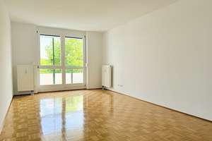 Neuwertig renovierte, schön geschnittene 2-Zimmer-Wohnung (2.OG) mit Blick ins Grüne direkt am Park – Elisabeth-Dane-Straße 4, 81829 Messestadt Riem, München – Vorschaubild 4