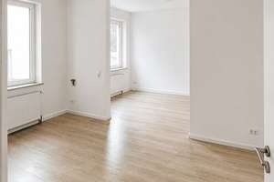 Großzügige 6-Zimmer-Wohnung mit Balkon in Bochum-Werne – 44894 Werne, Bochum – Vorschaubild 2
