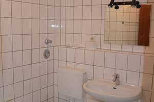 Helle 2-Zimmer-Dachgeschosswohnung mit Balkon in St. Tönis – Die vollständige Adresse der Immobilie erhältst du vom Anbieter., 47918 Tönisvorst – Vorschaubild 10