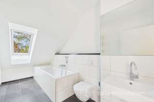 Luxuriöse Dachgeschosswohnung in Berlin-Kladow - 115 m² inkl. Stellplatz und kernsaniert – Die vollständige Adresse der Immobilie erhältst du vom Anbieter., 14089 Kladow, Berlin – Vorschaubild 15