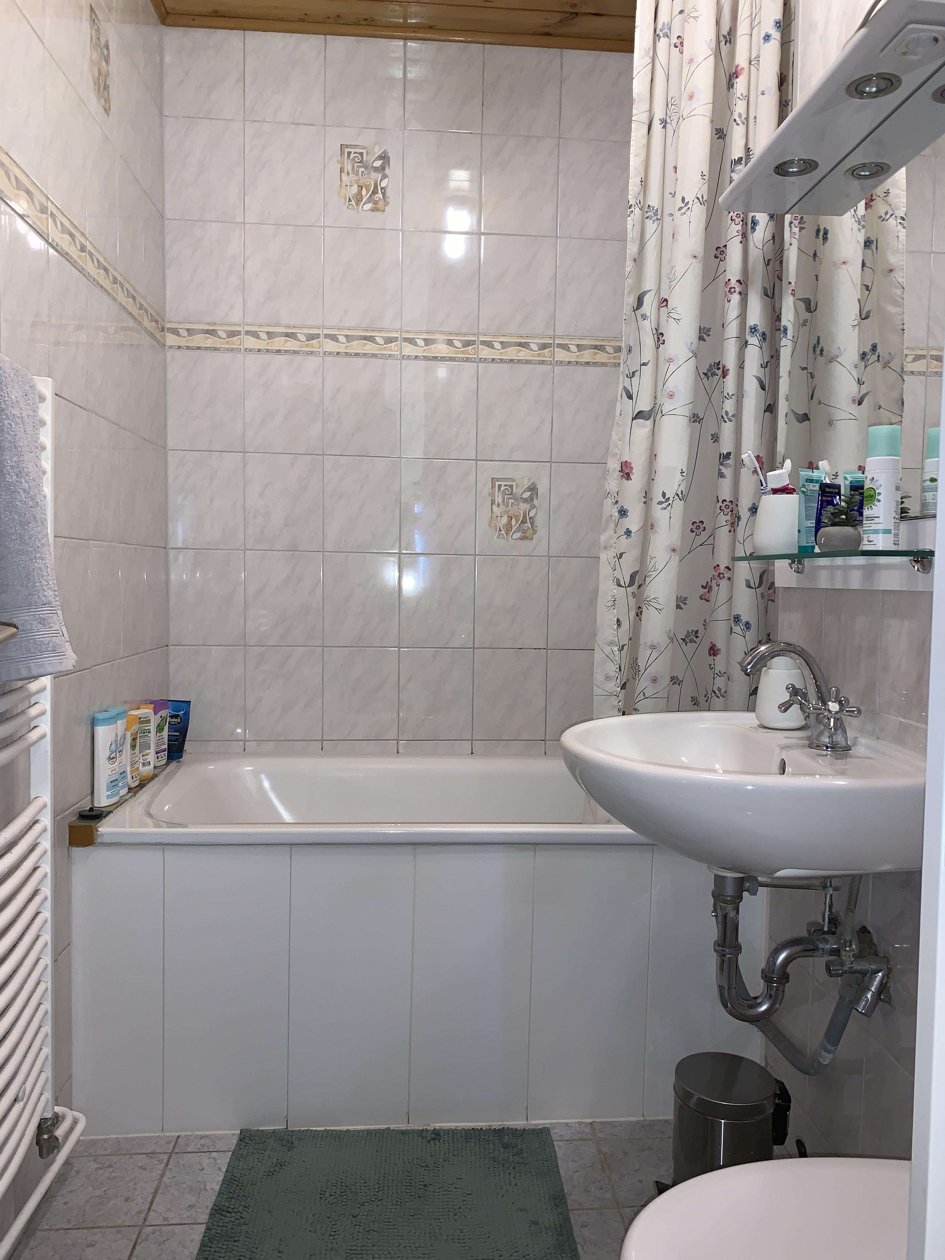 Immobilie in Schweinfurt - Gemütliche 3-Zimmer-Wohnung mit TG-Stellplatz  - Bild 1