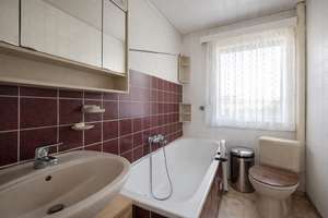 Charmanter Bungalow mit Keller und Gartenidylle in beliebter Lage von Magdeburg-Nordwest – Die vollständige Adresse der Immobilie erhältst du vom Anbieter., 39128 Nordwest, Magdeburg – Vorschaubild 7