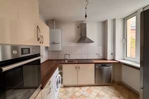 SCHÖNE UND GEPFLEGTE 3-ZIMMER-ALTBAUWOHNUNG NAHE DER WIESBADENER FUSSGÄNGERZONE! – Wörthstr. 5, 65185 Mitte, Wiesbaden – Vorschaubild 7
