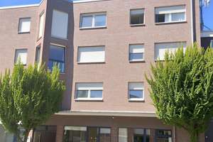 Stabil investieren statt spekulieren - Vermietete Familienwohnung in Oberhausen-Sterkrade – Die vollständige Adresse der Immobilie erhältst du vom Anbieter., 46149 Alsfeld, Oberhausen – Vorschaubild 3