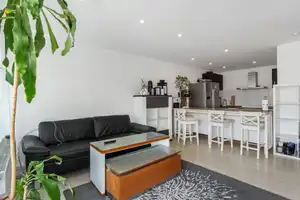 Wiesdorfer Platz 10, 51373 Leverkusen – Wiesdorfer Platz 10, 51373 Leverkusen – Vorschaubild 3