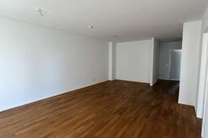 Großzügige 3-Raumwohnung mit Balkon und Abstellraum – Hafenstraße 9, 4179 Schönau, Leipzig – Vorschaubild 2