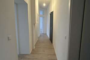 Fürth/ Nähe Bahnhof! 4-Zi.-Erdgeschosswohnung für die Familie, Freiberufler oder WG. sofort frei! – 90763 Nördliche Südstadt, Fürth – Vorschaubild 2