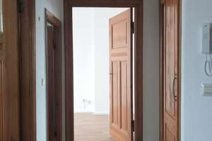 2-Zimmer Altbauwohnung mit Privatgarten und sehr schönem Wohnzimmerblick, 3. OG – Die vollständige Adresse der Immobilie erhältst du vom Anbieter., 13509 Borsigwalde, Berlin – Vorschaubild 2
