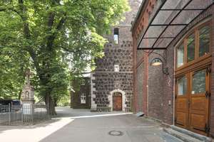 Wohnen wie Gott in Köln - in einer ehemaligen Kirche – außergewöhnliche Immobilie in Worringen – 50769 Worringen, Köln – Vorschaubild 14