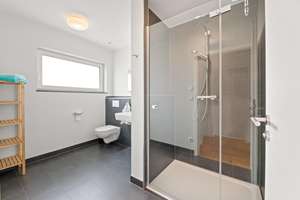 Familienfreundliches Passivhaus mit Stil, Raum und Herz | Ein Zuhause zum Ankommen  – Die vollständige Adresse der Immobilie erhältst du vom Anbieter., 73278 Schlierbach – Vorschaubild 12