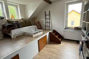 Großzügige Dachgeschosswohnung mit Charme – Frei ab 1.11.! – Kronprinzenstr. 28, 42655 Solingen-Mitte, Solingen – Vorschaubild 8