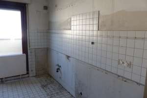 Geräumige und sonnige DG-Wohnung, TL-Bad, 3 Balkone, TG – Blumenstraße 16, 70736 Fellbach – Vorschaubild 17