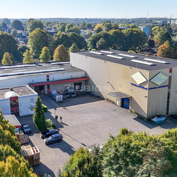 Exklusiv über CUBION: 
Optimale Anbindung und 13m Deckenhöhe in Dortmund-Dorstfeld!