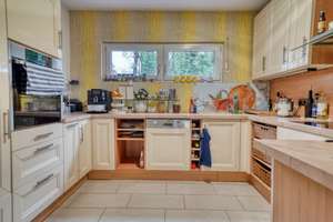 Einfamilienhaus mit Einliegerwohnung Feldrandlage – Die vollständige Adresse der Immobilie erhältst du vom Anbieter., 61381 Friedrichsdorf – Vorschaubild 5