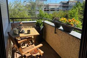 Sanierte 1,5 Zimmer Wohnung mit Balkon und Weitblick