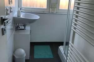 3-Zi. Whg. S-Zuffenhausen, komplett modern möbliert – Im Salzweg 78, 70439 Zuffenhausen-Frauensteg, Stuttgart – Vorschaubild 8