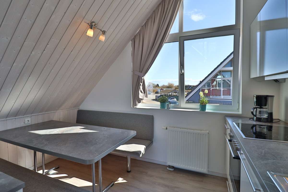 Immobilie in Wendtorf - Maritimes Ferienidyll in der Marina Wendtorf: stilvolle DHH in ruhiger Lage mit Sauna und Loggia - Bild 3