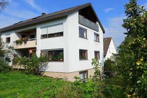 Sonnige 4,5 Zimmer-Wohnung mit herrlichem Blick ins Grüne (1.OG)